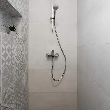 Ana Apartment *